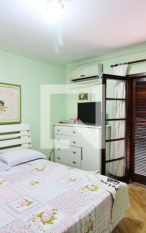 Casa à venda com 150m², 3 quartos e 2 vagasQuarto 1 - Suíte