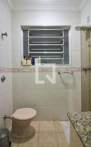 Casa à venda com 150m², 3 quartos e 2 vagasBanheiro Social