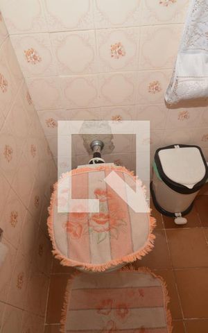 Casa à venda com 247m², 2 quartos e sem vagaBanheiro