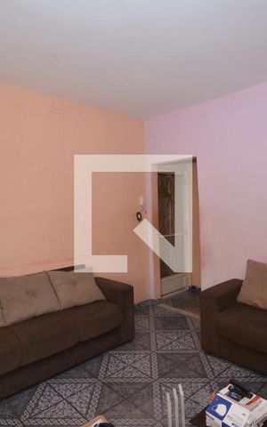 Casa à venda com 247m², 2 quartos e sem vagaSala