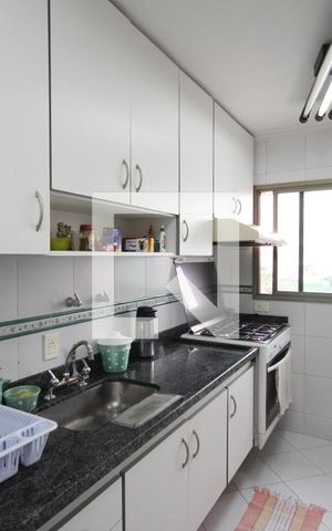 Apartamento à venda com 156m², 3 quartos e 2 vagasCozinha