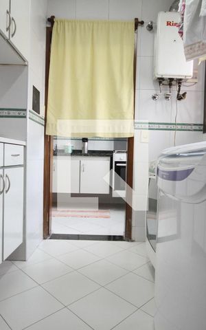Apartamento à venda com 156m², 3 quartos e 2 vagasÁrea de Serviço
