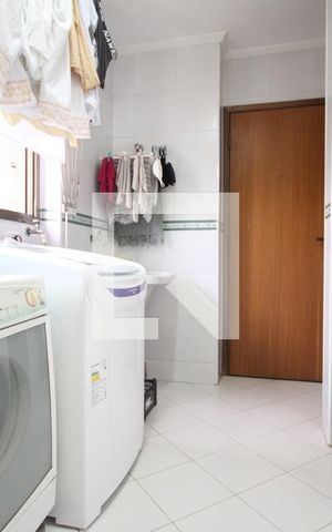 Apartamento à venda com 156m², 3 quartos e 2 vagasÁrea de Serviço