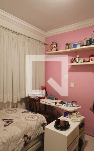 Apartamento à venda com 156m², 3 quartos e 2 vagasSuíte 1