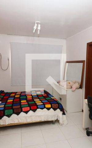 Casa de condomínio para alugar com 260m², 4 quartos e 2 vagas Casa de condomínio para alugar com 260m², 4 quartos e 2 vagasSuíte 2