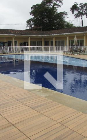 Casa de condomínio para alugar com 89m², 2 quartos e 1 vagaPiscina