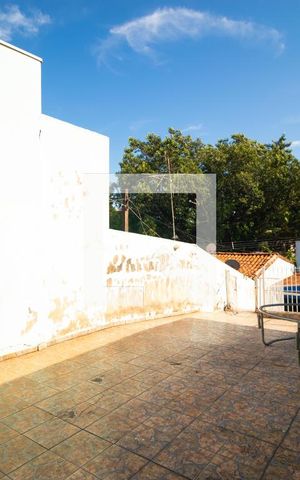 Casa à venda com 106m², 4 quartos e 3 vagas Casa à venda com 106m², 4 quartos e 3 vagasQuintal (Casa 02)
