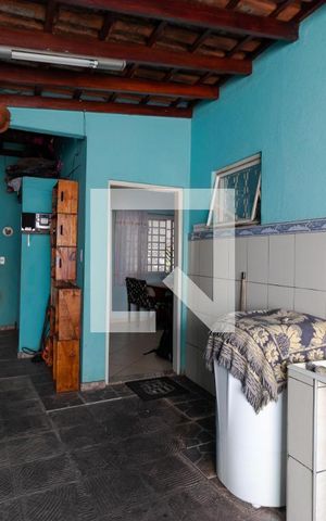 Casa à venda com 106m², 4 quartos e 3 vagas Casa à venda com 106m², 4 quartos e 3 vagasVaranda com Churrasqueira