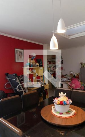 Casa à venda com 106m², 4 quartos e 3 vagas Casa à venda com 106m², 4 quartos e 3 vagasSala (Casa 02)