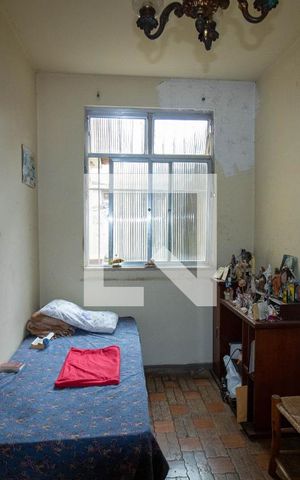 Casa à venda com 538m², 4 quartos e 2 vagas Casa à venda com 538m², 4 quartos e 2 vagasSala