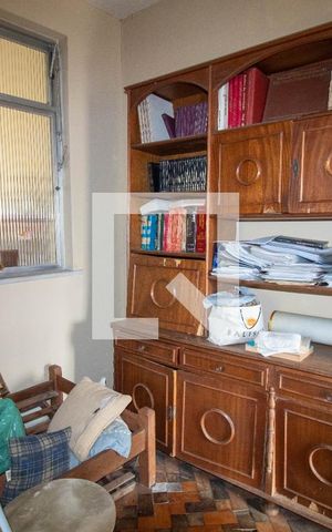 Casa à venda com 538m², 4 quartos e 2 vagas Casa à venda com 538m², 4 quartos e 2 vagasQuarto 4