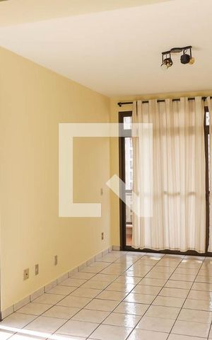 Apartamento para alugar com 165m², 3 quartos e 1 vaga Apartamento para alugar com 165m², 3 quartos e 1 vagaSala