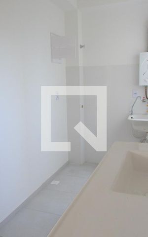Apartamento à venda com 44m², 2 quartos e 1 vagaCozinha e Área de Serviço
