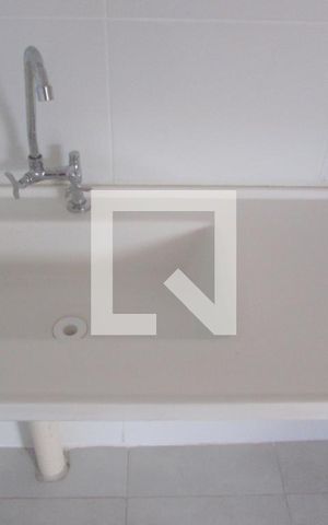 Apartamento à venda com 44m², 2 quartos e 1 vagaPia
