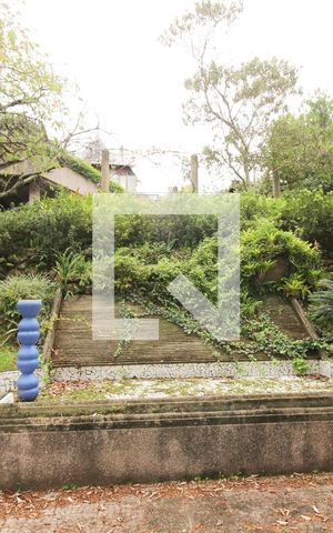 Casa para alugar com 1000m², 4 quartos e 8 vagas Casa para alugar com 1000m², 4 quartos e 8 vagasJardim