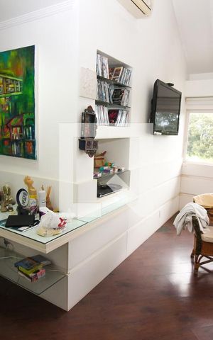 Casa para alugar com 1000m², 4 quartos e 8 vagas Casa para alugar com 1000m², 4 quartos e 8 vagasQuarto Suíte