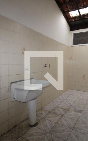 Casa à venda com 176m², 3 quartos e 3 vagasÁrea de Serviço