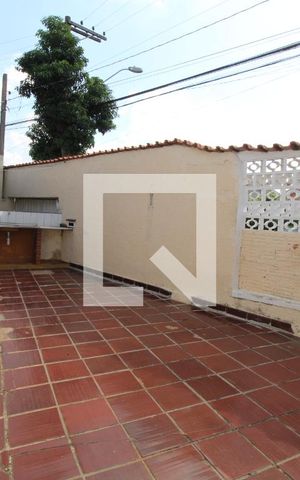 Casa à venda com 176m², 3 quartos e 3 vagasTerraço