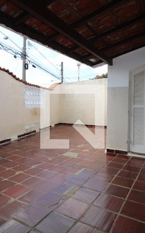 Casa à venda com 176m², 3 quartos e 3 vagasTerraço