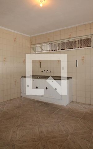 Casa à venda com 176m², 3 quartos e 3 vagasCozinha
