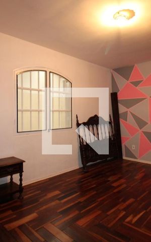 Casa à venda com 176m², 3 quartos e 3 vagasQuarto 3 (Suíte)