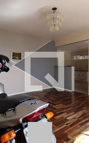 Casa à venda com 176m², 3 quartos e 3 vagasSala
