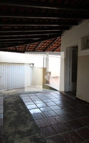 Casa à venda com 176m², 3 quartos e 3 vagasGaragem