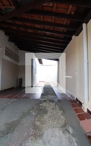 Casa à venda com 176m², 3 quartos e 3 vagasGaragem