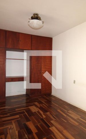 Casa à venda com 176m², 3 quartos e 3 vagasQuarto 2
