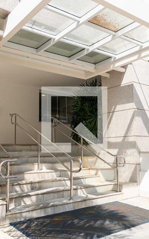 Apartamento à venda com 95m², 3 quartos e 2 vagas Apartamento à venda com 95m², 3 quartos e 2 vagasHall de Entrada