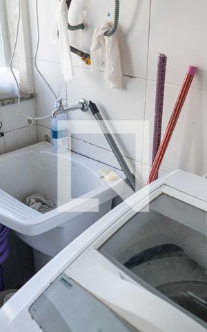 Apartamento à venda com 95m², 3 quartos e 2 vagas Apartamento à venda com 95m², 3 quartos e 2 vagasÁrea de Serviço