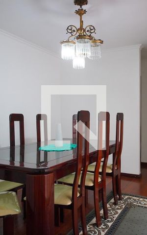 Casa à venda com 360m², 5 quartos e 5 vagasSala