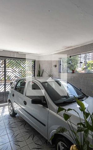 Casa à venda com 175m², 4 quartos e 1 vaga Casa à venda com 175m², 4 quartos e 1 vagaGaragem