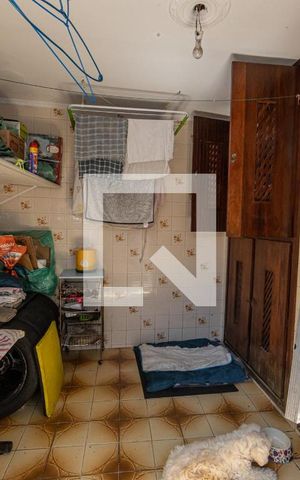 Casa à venda com 175m², 4 quartos e 1 vaga Casa à venda com 175m², 4 quartos e 1 vagaÁrea de Serviço