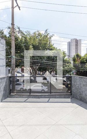 Casa à venda com 175m², 4 quartos e 1 vaga Casa à venda com 175m², 4 quartos e 1 vagaTerraço Suite