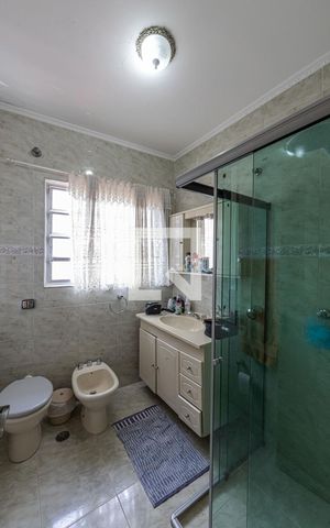 Casa à venda com 175m², 4 quartos e 1 vaga Casa à venda com 175m², 4 quartos e 1 vagaBanheiro Quarto 2