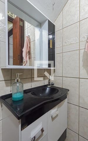 Casa à venda com 125m², 2 quartos e 2 vagas Casa à venda com 125m², 2 quartos e 2 vagasLavabo