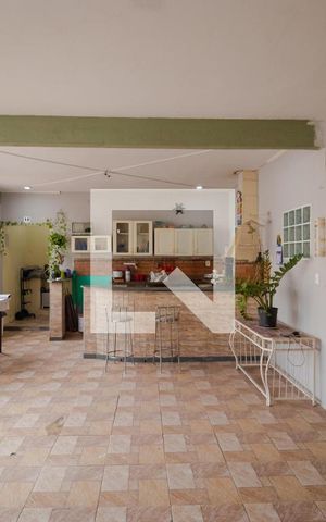 Casa à venda com 120m², 2 quartos e 7 vagasChurrasqueira