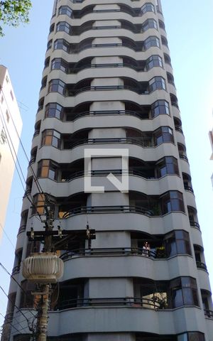 Apartamento para alugar com 38m², 1 quarto e 1 vaga Apartamento para alugar com 38m², 1 quarto e 1 vagaFachada
