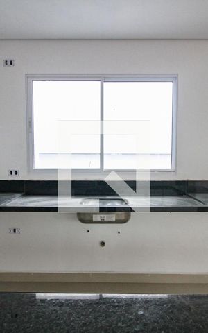 Casa de condomínio para alugar com 100m², 2 quartos e 2 vagascozinha