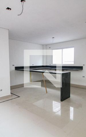 Casa de condomínio para alugar com 100m², 2 quartos e 2 vagassala / cozinha