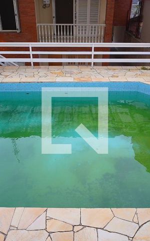 Casa à venda com 314m², 4 quartos e 4 vagasPiscina