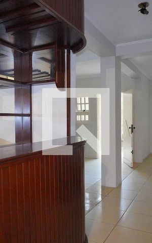 Casa à venda com 314m², 4 quartos e 4 vagasSala - detalhe