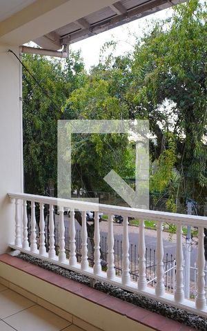 Casa à venda com 314m², 4 quartos e 4 vagasVaranda Corredor