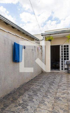 Casa à venda com 90m², 2 quartos e 1 vaga Casa à venda com 90m², 2 quartos e 1 vagaQuintal