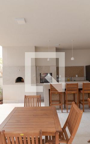 Apartamento para alugar com 79m², 2 quartos e 2 vagas Apartamento para alugar com 79m², 2 quartos e 2 vagasÁrea comum - Churrasqueira e Forno de pizza