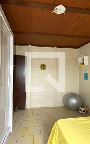 Casa à venda com 70m², 3 quartos e 2 vagasQuarto 2