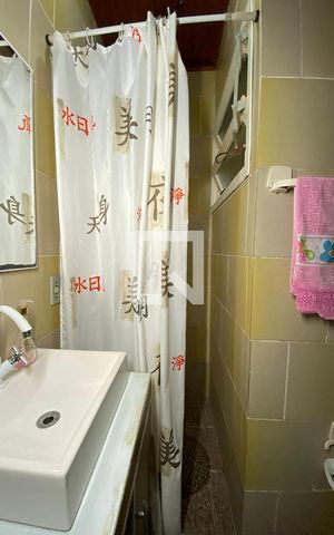 Casa à venda com 70m², 3 quartos e 2 vagasBanheiro da Suíte