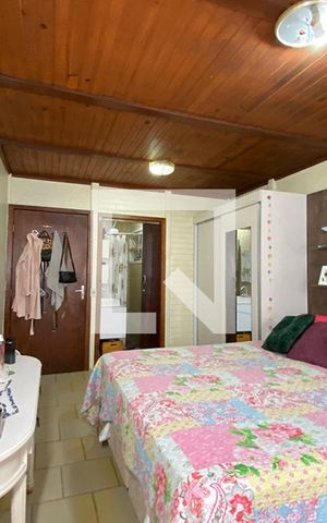 Casa à venda com 70m², 3 quartos e 2 vagasQuarto 1 - Suíte