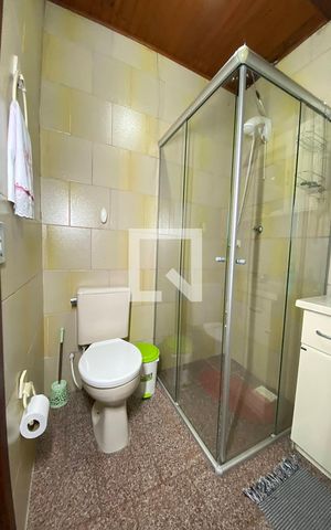 Casa à venda com 70m², 3 quartos e 2 vagasBanheiro 2